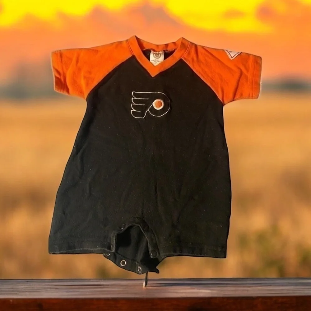 𝅺philadelphia flyers toddlers bodysuit